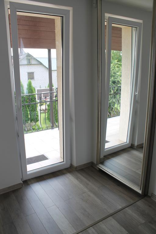 Sveciu Namai Lanko G. Hotel Klaipėda Quarto foto